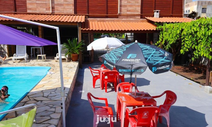 Balneario Praia do Leste Hotel | Recanto Pousada JU&JU com piscina COMPARTILHADA