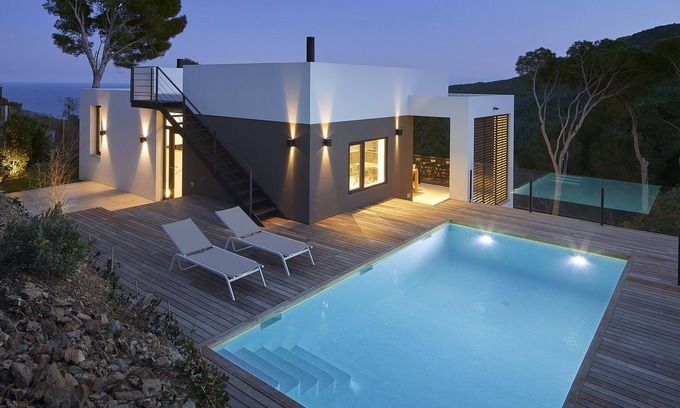 Sa Tuna Villa | Recent villa, 3 bedrooms/8 beds, sea view, quiet, private pool, 5 mins walk to the beach