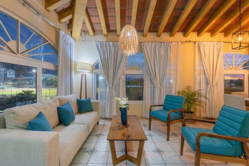 Lazaro Cardenas Apartment | Recently Remodeled and Ready To Be Used
