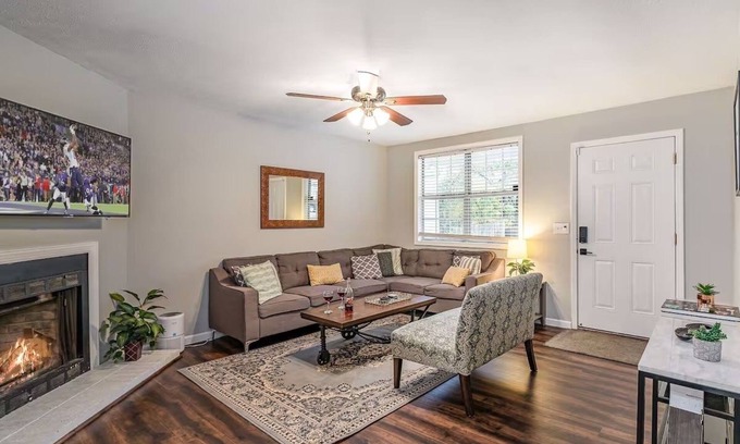Nashville Condo | Recently Remodeled - Minutes from Downtown & BNA