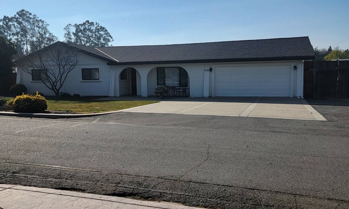 Granite Bay House | Recently remodeled 3-bedroom 2-bath Granite Bay home close to Lake Folsom
