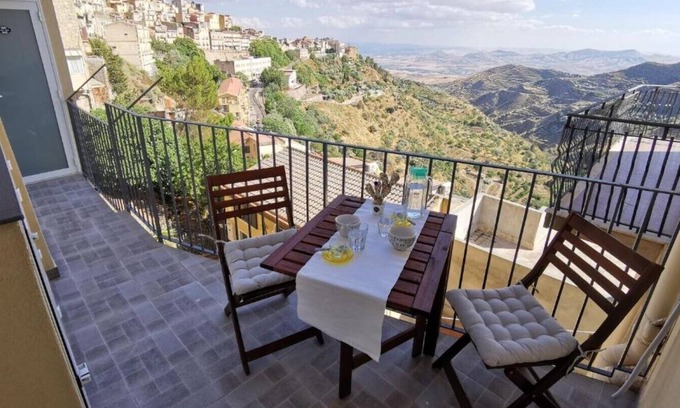 Centuripe Apartment | Recently renovated, quiet, with panoramic views and all comforts