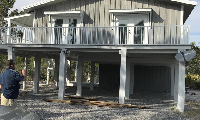 Surf Side Shores Cottage | Recently Updated! Palmetto Paradise 2bd 1.5 bath. Sleeps 6.