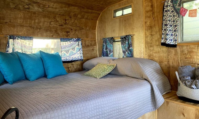 Oakhurst RV Rental | Recreational vehicle (RV) ∙ 1 bedroom ∙ 2 guests