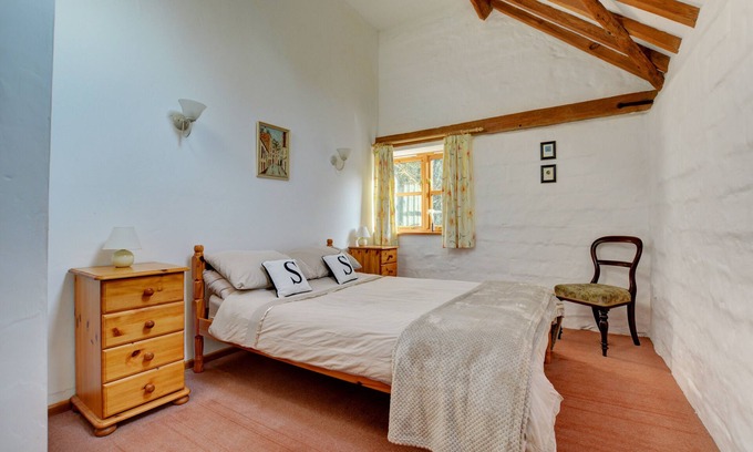 Hethel House | Rectory Barn - Three Bedroom House, Sleeps 6