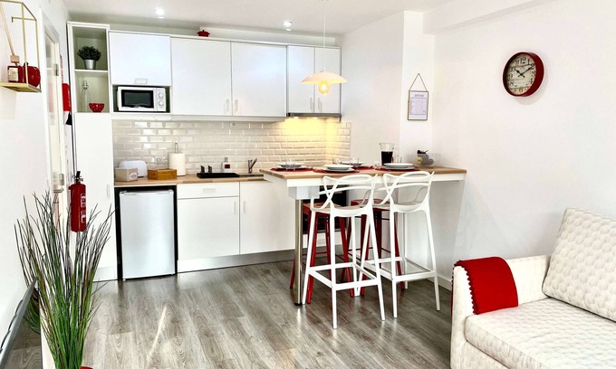 Fatima Apartment | Red Apartment em Fátima a 250m do Santuário