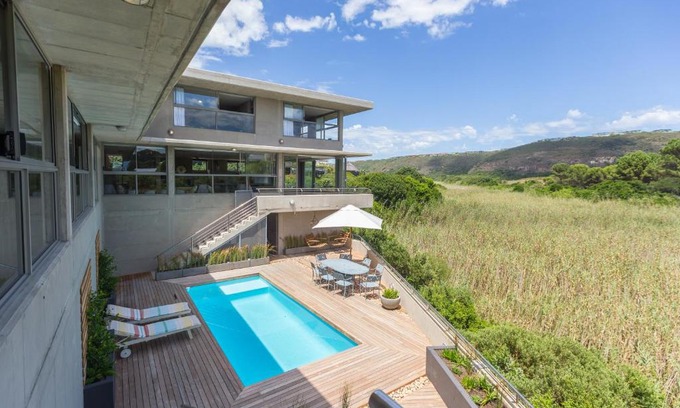 Robberg Beach Villa | Red Box Villa