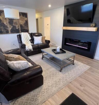 Blackfoot House | Red Brick Retreat