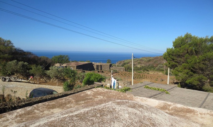 Pantelleria Villa | Red Dammuso