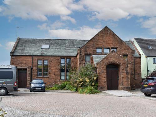 Shap House | Red Gable Cottage