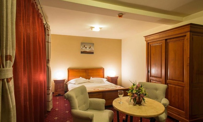 Alexandria Hotel | Red Hotel
