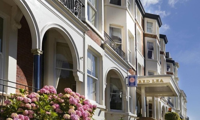 South Cliff Apartment | Red Lea Apartments