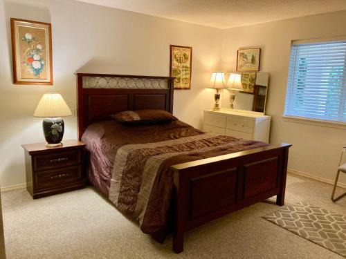 Regional District of Nanaimo House | Red Robe B&B