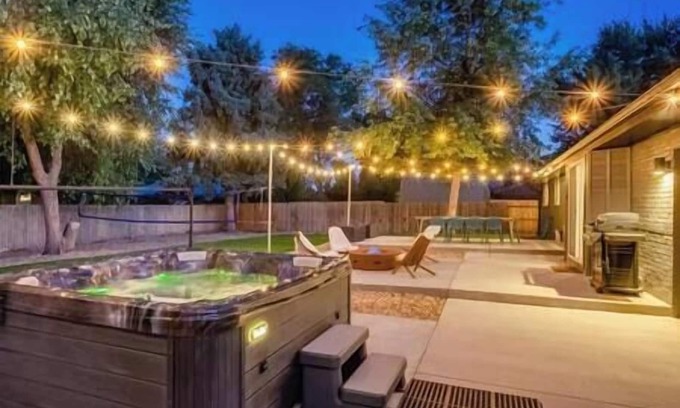 Applewood Villages House | Red Rocks Haus! Hot Tub, Sauna, Full Gym, Fenced in Backyard