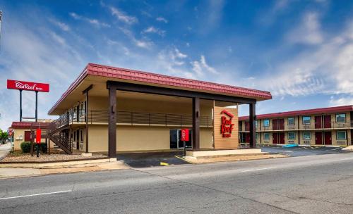 Fort Smith Hotel | Red Roof Inn Fort Smith Downtown