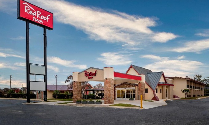 Lumberton Hotel | Red Roof Inn Lumberton