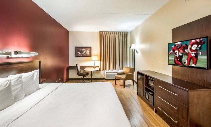 Franklin Park Hotel | Red Roof Inn PLUS+ Austin South