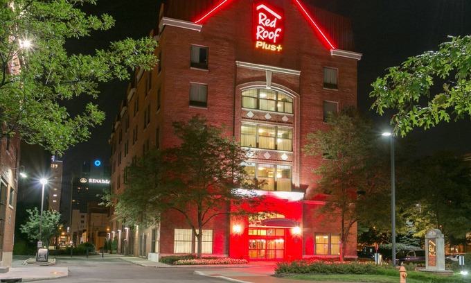Downtown Columbus Hotel | Red Roof Inn PLUS+ Columbus Downtown-Convention Center