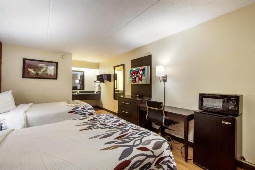Saginaw Hotel | Red Roof Inn Saginaw – Frankenmuth