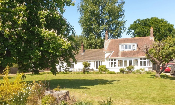 Irstead House | Red Roofs | East Ruston Cottages