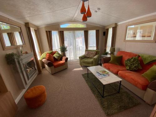 Sandown Cabin | Red Squirrel Lodge