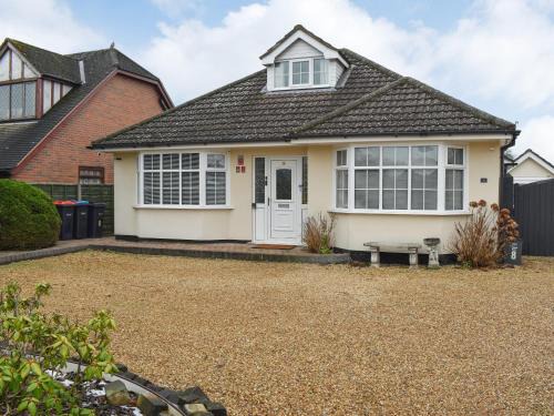 Allostock House | Redcot Holiday Bungalow