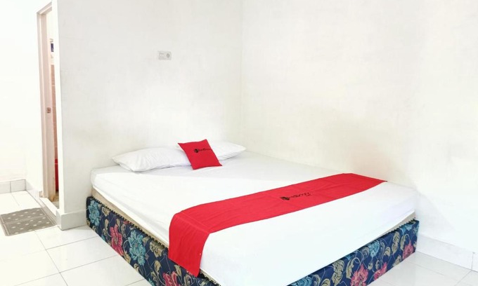 Kendari Hotel | RedDoorz @ Al Muhajir Homestay Kendari