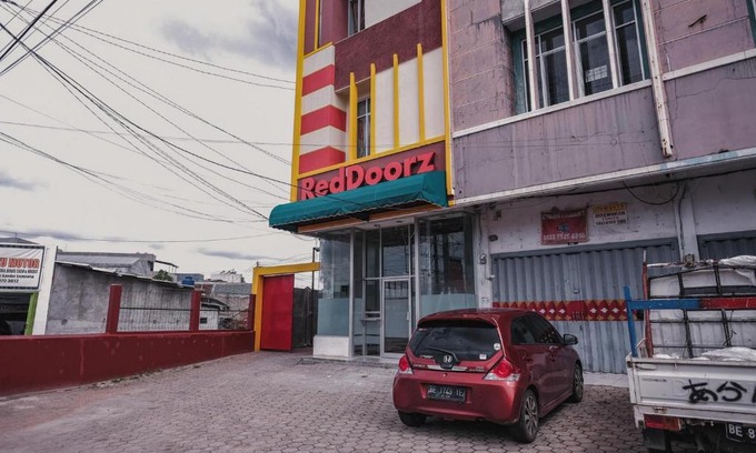 Bandar Lampung House | RedDoorz @ Jalan Pangeran Antasari Lampung 2