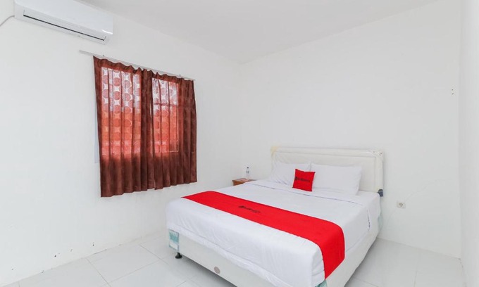 Serang Hotel | RedDoorz near RSUD Banten Serang
