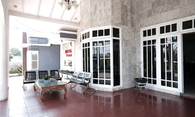 Bangko Hotel | RedDoorz near RSUD Kolonel Abundjani Bangko