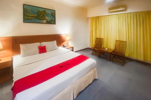 Tanjung Pinang Hotel | RedDoorz Plus at Plaza Hotel Tanjung Pinang
