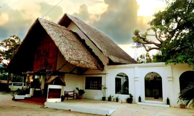 Pagudpud Resort | RedDoorz Plus @ Evangeline Beach Resort