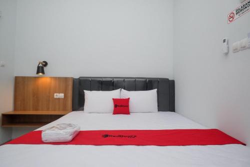 Blora Hotel | RedDoorz Plus near Alun Alun Kota Blora