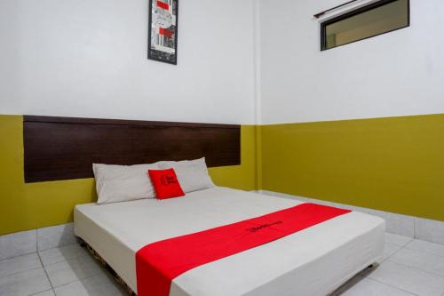 Kendari Hotel | RedDoorz Syariah @ Hotel Wisma Indonesia Kendari