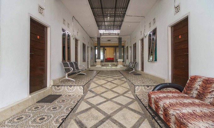 Muara Bungo House | RedDoorz Syariah @ Mora Garden Bungo