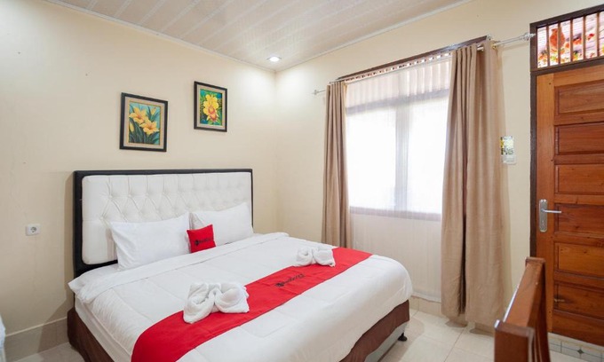 Agam Hotel | Reddoorz Syariah near tirtasari sonsang dan banto royo