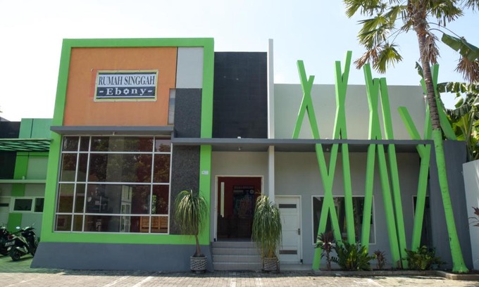 Probolinggo House | RedDoorz Syariah near Balai Kota Probolinggo 2