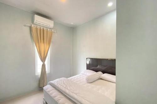 Pandan Hotel | RedDoorz Syariah near Kantor Bupati Pantai Pandan Sibolga