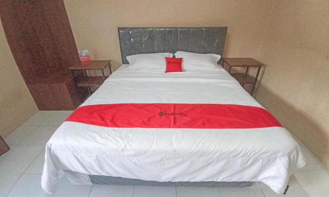 Waena Hotel | RedDoorz @ Waena Jayapura