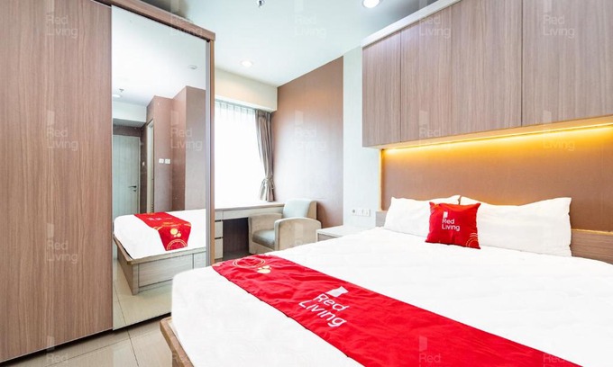 Bekasi Barat Hotel | RedLiving Apartemen Grand Kamala Lagoon - Owner Room Tower Barclay North