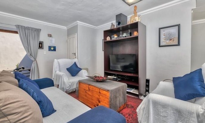 L'Agulhas Apartment | Redsky self catering Agulhas