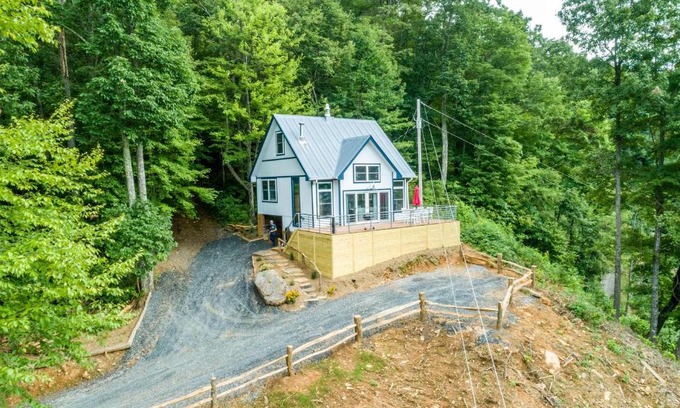 Celo House | Redstone Guest House