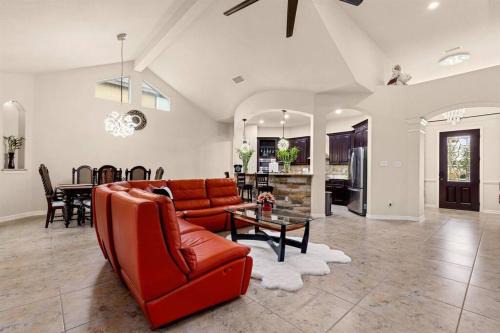 Schertz House | Reduced! Randolph Central, 1-story, Chef Kitchen