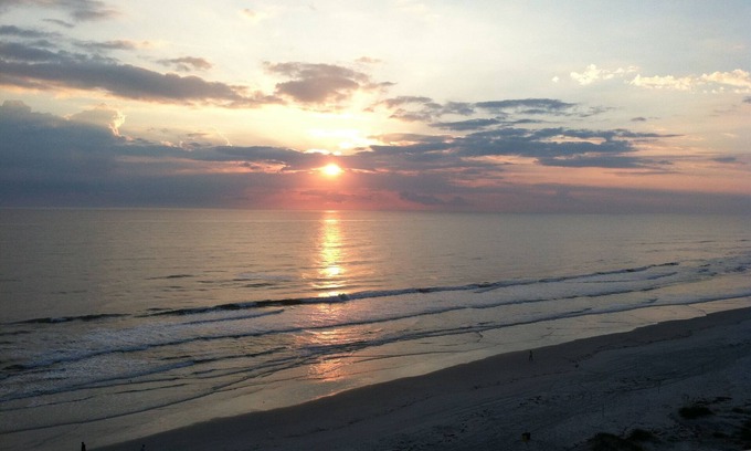 New Smyrna Beach Condo | REDUCED SUMMER RATES! Luxury 3bed 3bath. Direct Oceanfront. 2 balconies