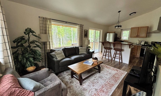 Fishhook House | Reed Lake Northstar Cabin