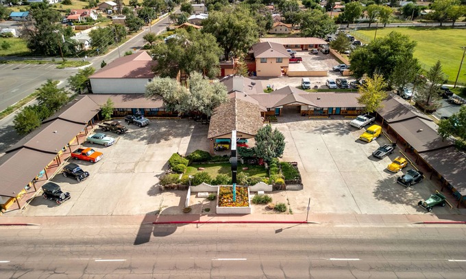 Springerville Hotel | Reed's Lodge