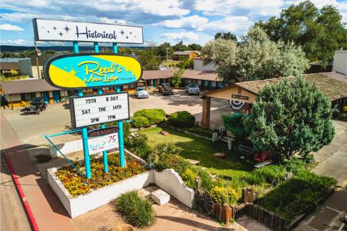Springerville Hotel | Reeds Lodge