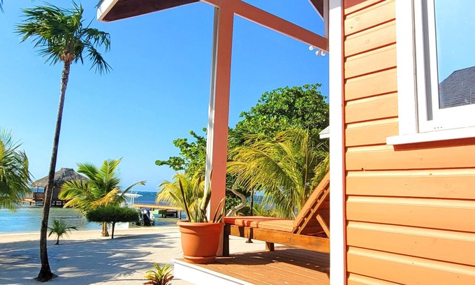 Roatan Cottage | Reefside Retreat Orange Casita