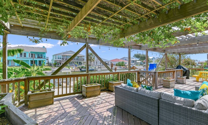 Rockport House | Reel Southern Retreat - 2600 sq ft, single level canal front, boat Dock.