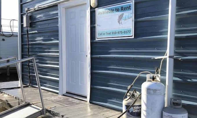 Venice House | Reel Therapy 2- Venice Marina (B Dock)